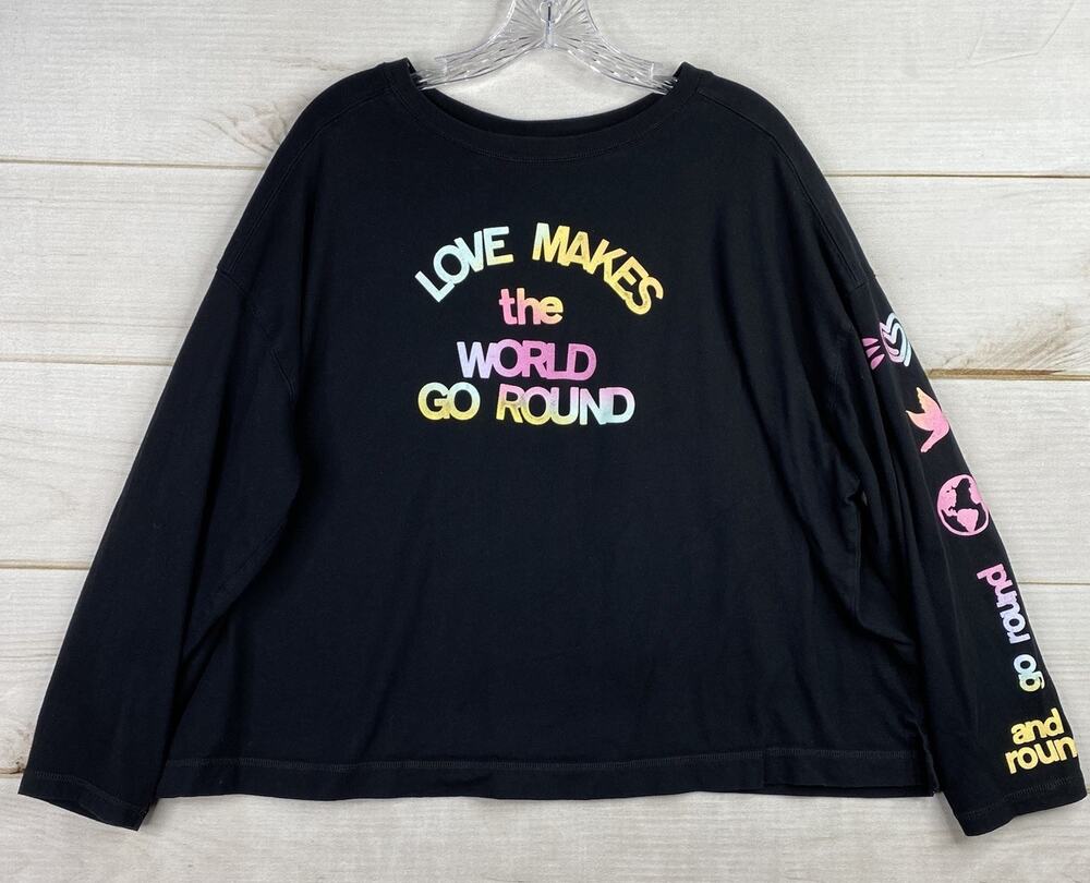 Old Navy Womens Crop Top 2X Black Love Makes The World Go Round Long Sleeve